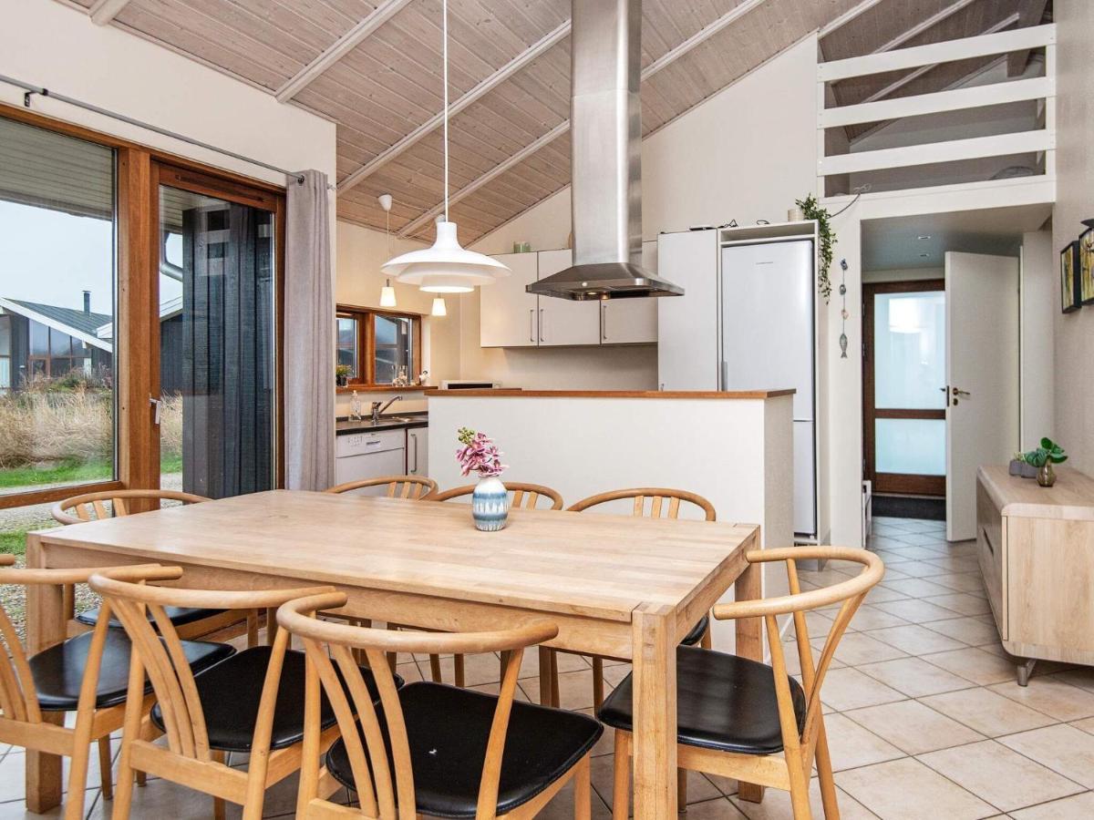 Three-Bedroom Holiday Home In Ulfborg 4 Thorsminde Kültér fotó